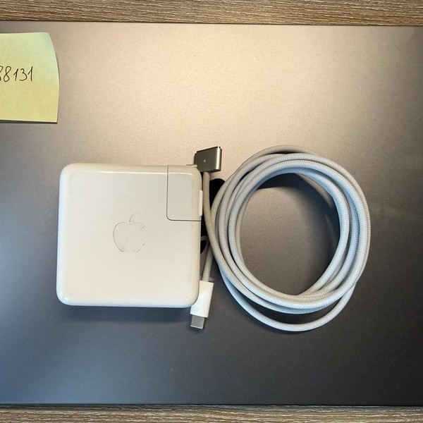 MacBook Pro 2021 - 14 inch - Apple M1 Pro 8-core, Silver, 512 GB, 16 GB