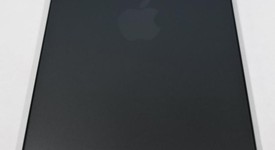 Mint
													Apple iPhone 16 Pro Max - Unlocked, Black, 256 GB, A3084, photo 3 of 23