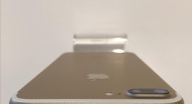 Good
													Apple iPhone 7 Plus - Sprint, Gold, 32 GB, A1661, photo 3 of 9