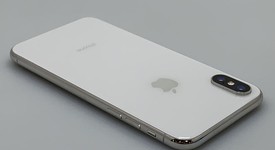 Good
													Apple iPhone X - Unlocked, Silver, 64 GB, A1865, photo 4 of 8