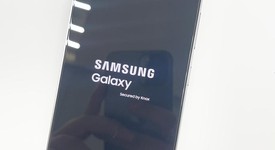 Good
													Samsung Galaxy S25 - T-Mobile, Silver Shadow, 128 GB, 12 GB, SM-S931U, photo 1 of 9