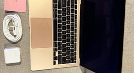 Good
													MacBook Air 2020 - 13" - I3, Gold, 256 GB, 8 GB, photo 5 of 6