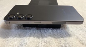 Mint
													Samsung Galaxy S24 - Unlocked, Black, 256 GB, 8 GB, SM-S921U1, photo 3 of 16