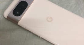 Good
													Google Pixel 8 - Unlocked, Rose, 128 GB, 8 GB, G9BQD, Sub-6 5G, photo 4 of 7