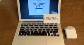 Good
													MacBook Air 2015 - 13" - Silver, 128 GB, 4 GB, photo 4 of 5