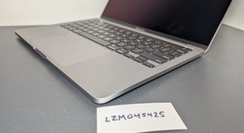 Good
													MacBook Pro 2020 - 13" - Apple M1, Silver, 256 GB, 16 GB, photo 5 of 8