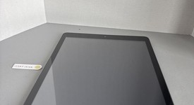 Good
													Apple iPad 9th Gen - Unlocked, Gray, 64 GB, A2603, photo 3 of 6