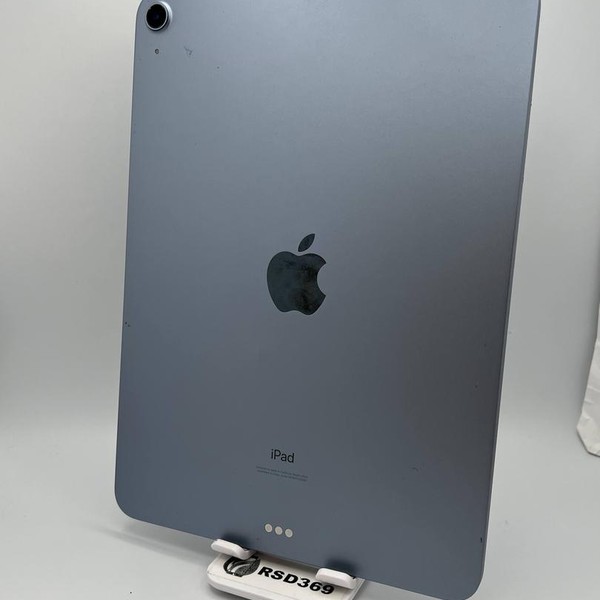 Apple iPad Air 5th Gen - Wi-Fi, 64 GB, Blue, A2588