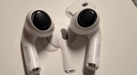 Used
													Apple AirPods Pro 2 - USB-C, photo 4 of 14
