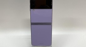Fair
													Samsung Galaxy Z Flip3 5G - Unlocked, Lavender, 256 GB, 8 GB, SM-F711U1, photo 6 of 6