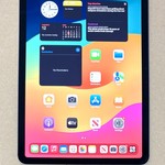 Mint Apple iPad Air 11 inch (M2) 2024 - Unlocked, 1 TB, Gray, A2903