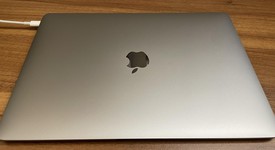 Fair
													MacBook Air 2020 - 13" - I3, Gray, 256 GB, 8 GB, photo 5 of 9