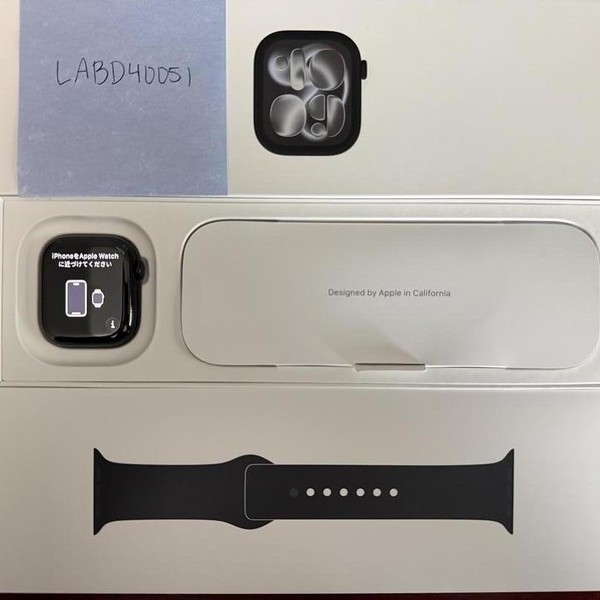Apple Watch Series 11 42mm - Unlocked, Jet Black, A3335 - Cellular, Aluminum