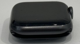 Fair
													Apple Watch Series 6 40mm - Unlocked, Gray, A2293 - Cellular, Aluminum, photo 4 of 8