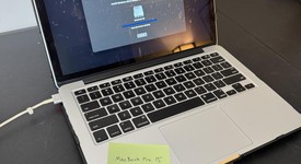 Fair
													MacBook Pro 2015 (Retina) - 13" - Silver, 512 GB, 16 GB, photo 1 of 13
