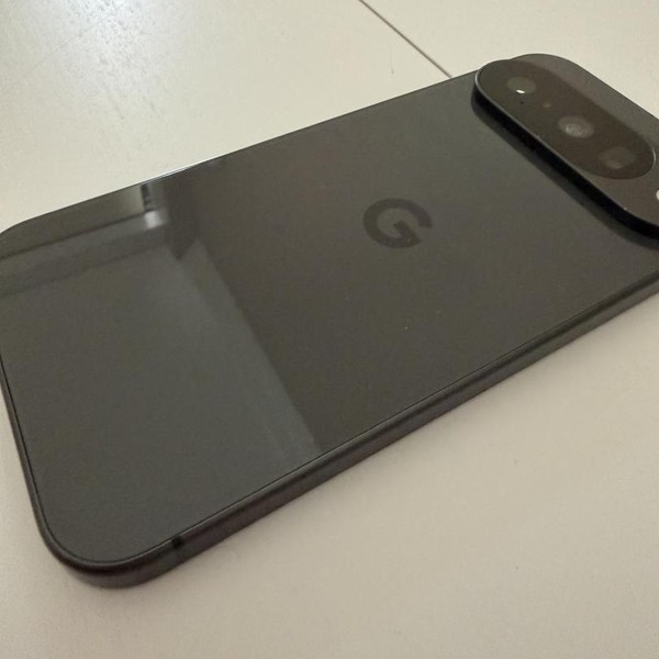 Google Pixel 10 - Unlocked, 128 GB, Obsidian, GLBW0