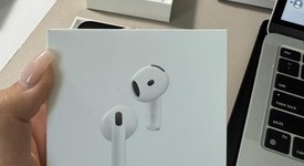 Used
													Apple AirPods 4th Gen - Active Noise Cancellation, photo 2 of 6