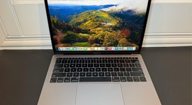 Mint
													MacBook Air 2019 - 13" - I5, Gray, 512 GB, 16 GB, photo 1 of 10