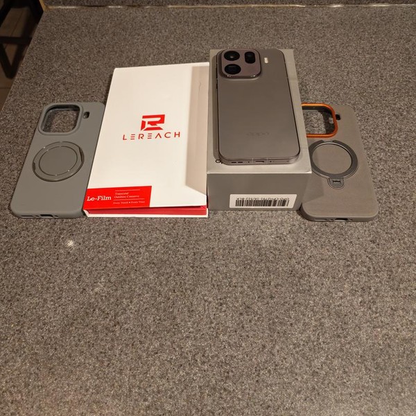 Oppo Find X9 Pro - Unlocked Non-US, 512 GB, Titanium Charcoal, 16 GB