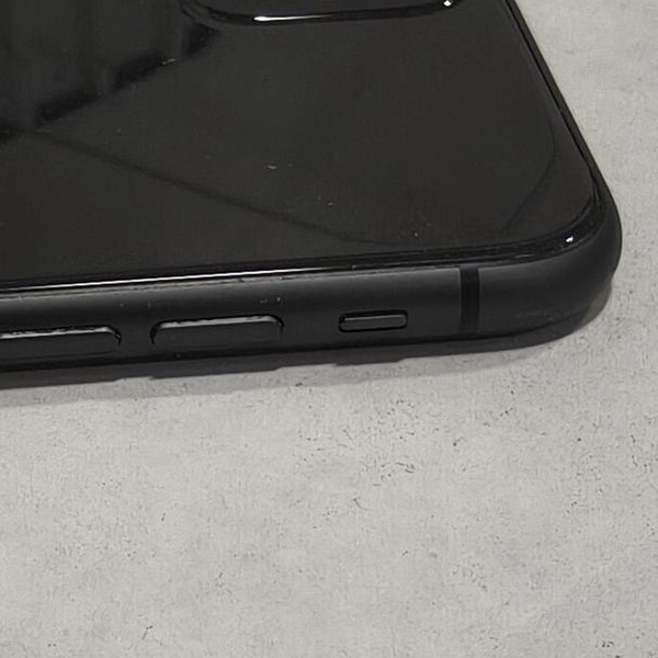 Apple iPhone 11 - Unlocked, 64 GB, Black, A2111