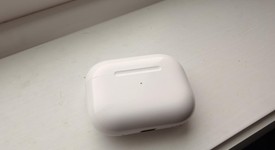 Used
													Apple AirPods Pro 2 - USB-C, photo 4 of 6
