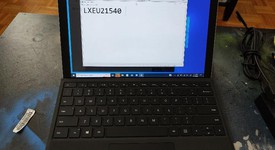 Good
													Microsoft Surface Pro 4 - 12.3 Inch - Wi-Fi, Silver, 256 GB, 8 GB, photo 1 of 8