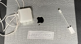 Good
													MacBook Air 2023 - 15" - Apple M2, Starlight, 256 GB, 16 GB, photo 2 of 3