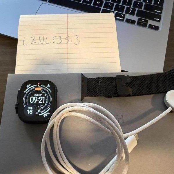 Apple Watch Ultra 3 49mm - Unlocked, Black, A3281