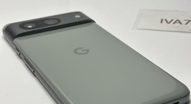 Good
													Google Pixel 8 - Unlocked, Hazel, 128 GB, 8 GB, G9BQD, Sub-6 5G, photo 4 of 6