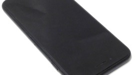 Good
													Apple iPhone SE 2nd Gen 2020 - Verizon, Black, 64 GB, A2275, photo 4 of 10