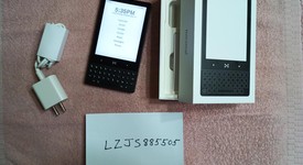 Mint
													Minimal Phone - Unlocked, Onyx, 128 GB, 6 GB, photo 1 of 4