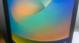 Good
													Apple iPad 5th Gen - Wi-Fi, Silver, 32 GB, A1822, photo 3 of 6