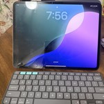 Good Apple iPad Pro 13 inch (M5) 2025 - AT&T, 512 GB, Space Black, Apple M5 9-Core, A3361, Standard Glass