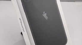 New
													Apple iPhone 11 - Straight Talk, Black, 64 GB, A2111, photo 4 of 4