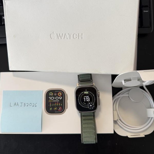 Apple Watch Ultra 2 49mm - Unlocked, Natural, A2986