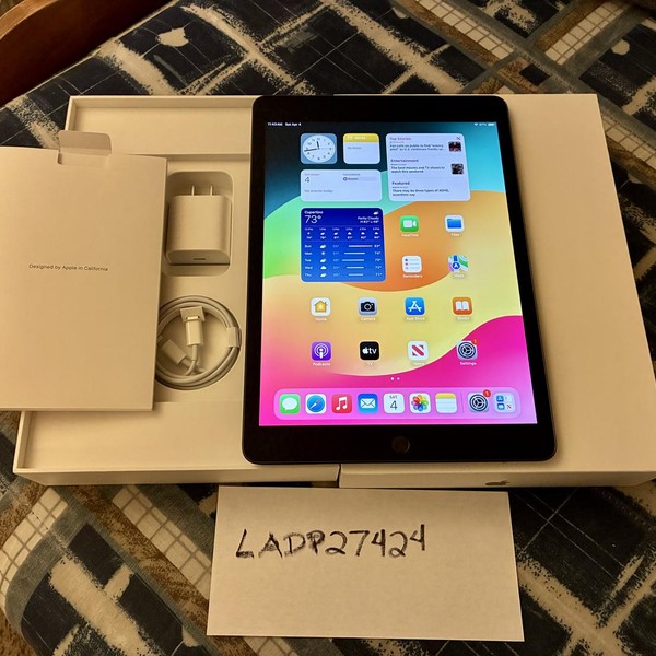 Apple iPad 9th Gen - Wi-Fi, 64 GB, Gray, A2602