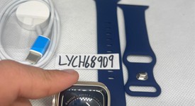 Mint
													Apple Watch Series 8 41mm - Unlocked, Starlight, A2772 - Cellular, Aluminum, photo 2 of 5