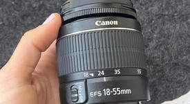 Mint
													Canon EF-S 18-55mm f3.5-5.6 IS STM, photo 1 of 6