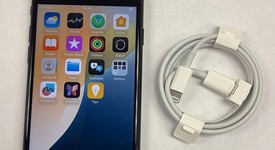 Mint
													Apple iPhone SE 3rd Gen 2022 - Unlocked, Midnight, 64 GB, A2595, photo 2 of 9