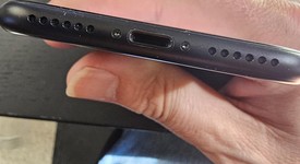 Good
													Apple iPhone 7 - Verizon, Black, 32 GB, A1660, photo 5 of 6