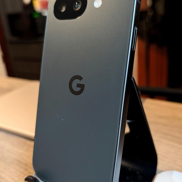 Google Pixel 10a - Unlocked, 128 GB, Obsidian, GE1GQ