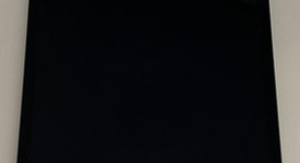 Good
													Apple iPad Pro 11" 2nd Gen 2020 - Unlocked, Gray, 256 GB, A2068, photo 2 of 5