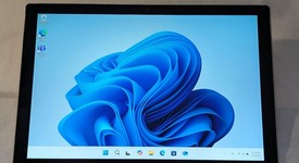 Fair
													Microsoft Surface Pro 6 - Wi-Fi, Silver, 128 GB, 8 GB, photo 2 of 7