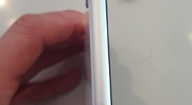 Good
													Apple iPhone SE 2nd Gen 2020 - Unlocked, White, 256 GB, A2275, photo 5 of 12