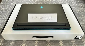 Mint
													Dell Alienware Laptop, photo 3 of 12