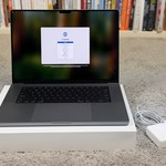 Mint MacBook Pro 2021 - 16 inch - 1 TB, Gray, 16 GB, Apple M1 Pro 10-core