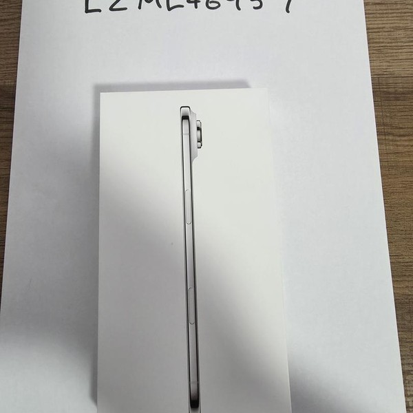 Apple iPhone Air - Unlocked, 256 GB, Cloud White, A3260