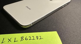 Fair
													Apple iPhone Xs Max - Unlocked, Silver, 512 GB, A1921, photo 1 of 17