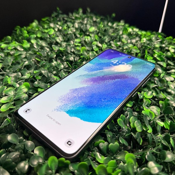 Samsung Galaxy S21 FE 5G - Unlocked, Graphite, 128 GB, 6 GB, SM-G990U1