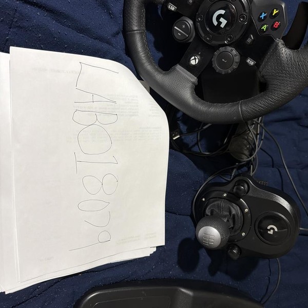 Logitech G923 TRUEFORCE Racing Wheel